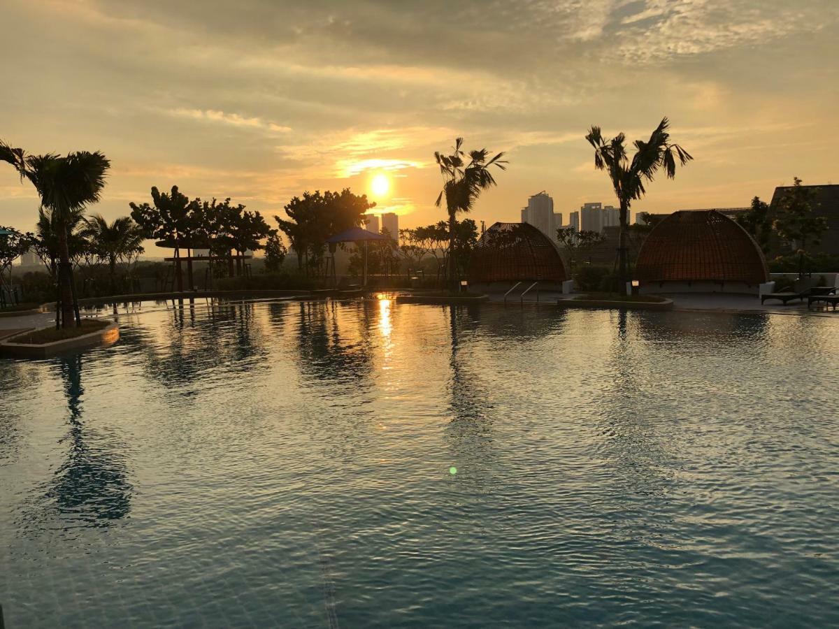 Almas Suites By Iconic Bliss Nusajaya  Extérieur photo